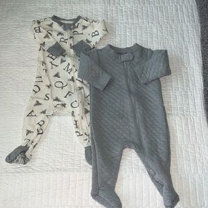 Set of 2 Footies